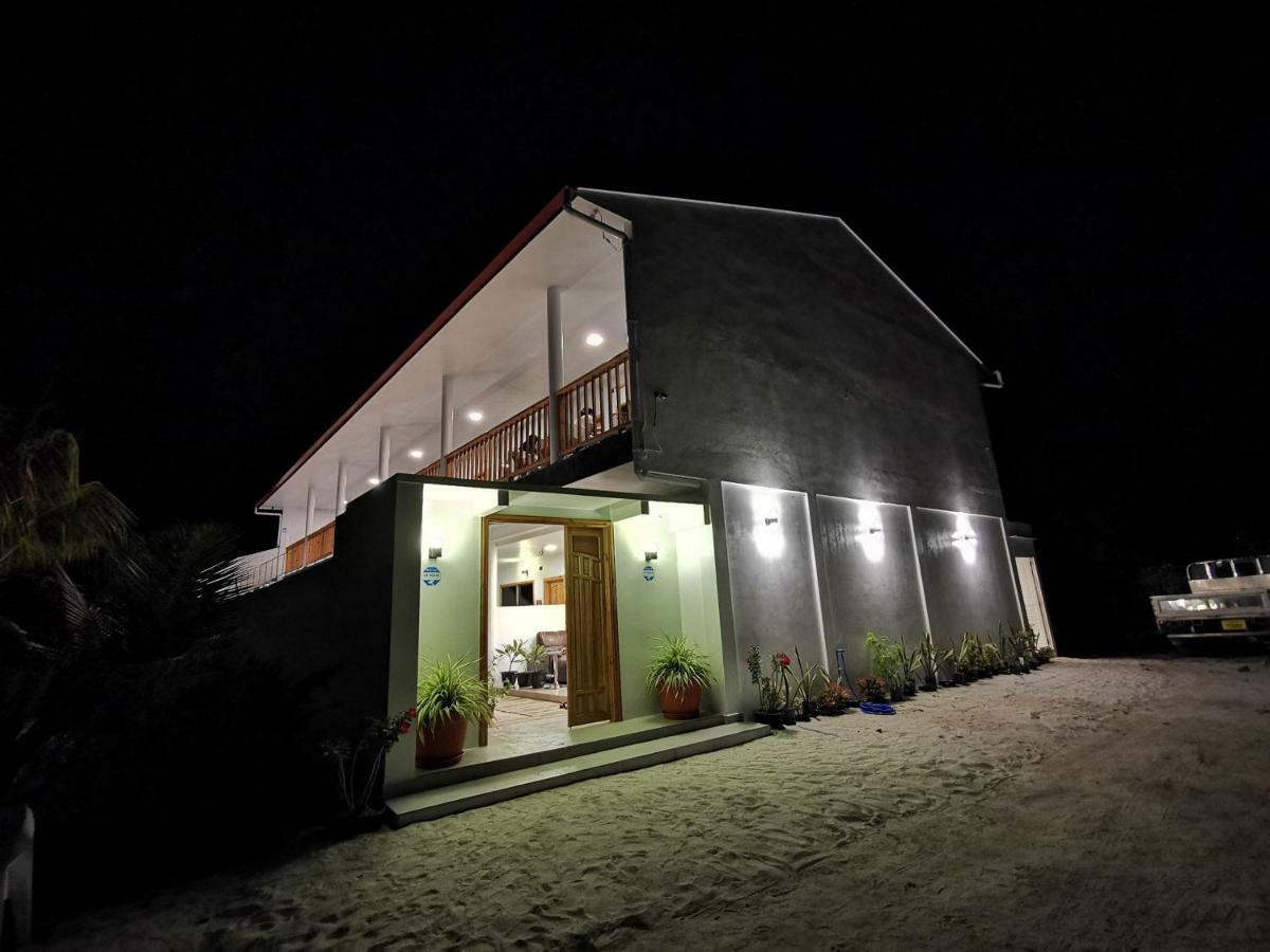 Thila Farm View Hotel Thoddoo Exterior foto